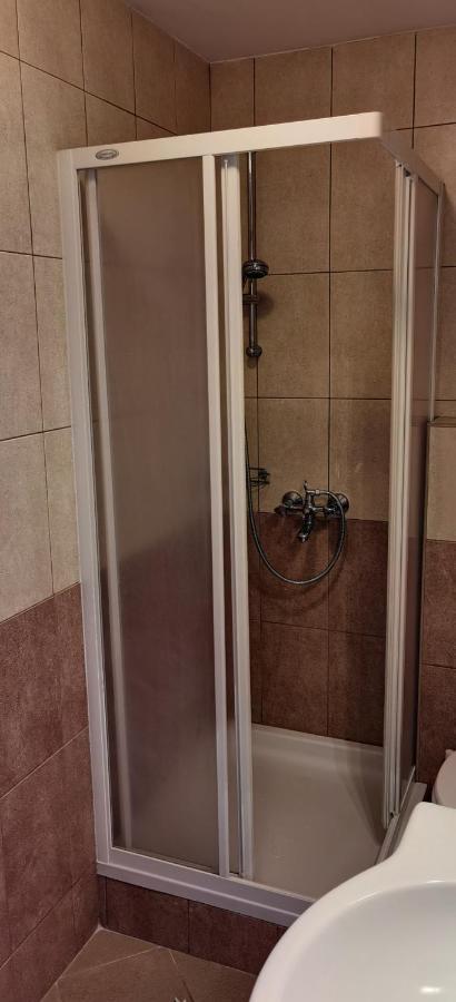 Apartmani Neva 苏佩塔尔 外观 照片