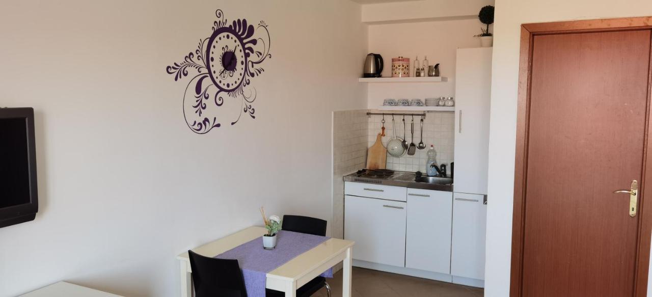 Apartmani Neva 苏佩塔尔 外观 照片