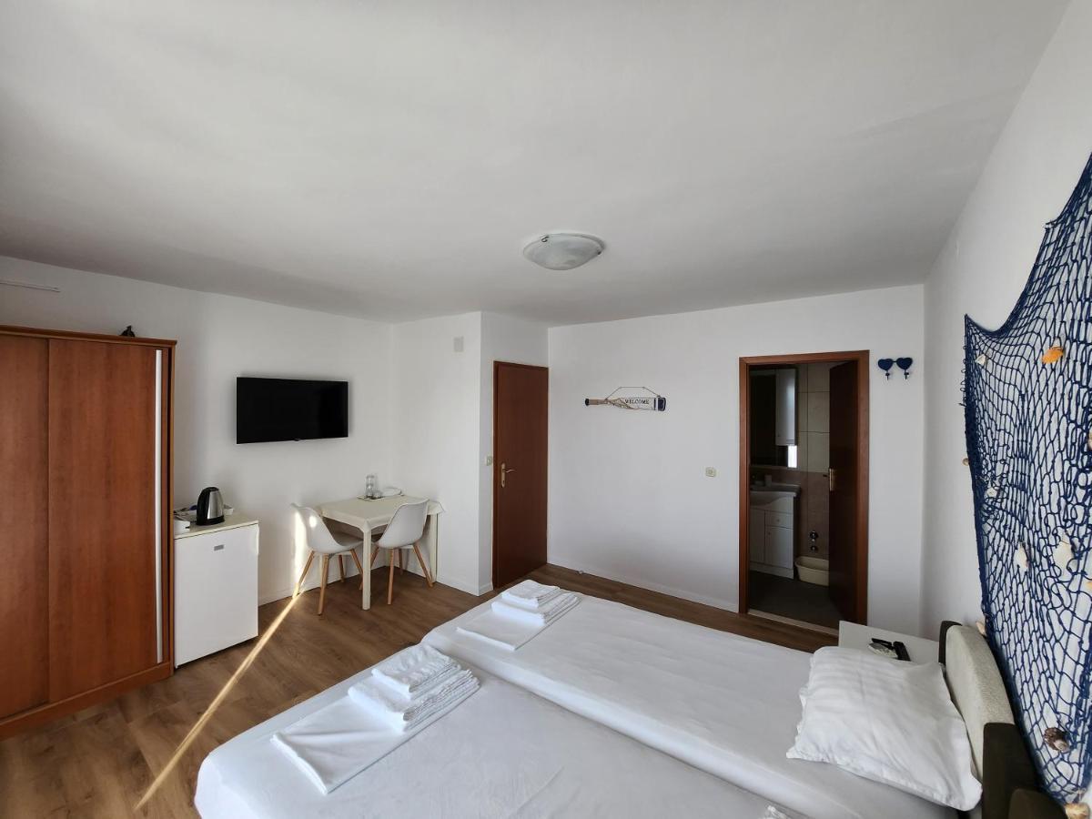 Apartmani Neva 苏佩塔尔 外观 照片